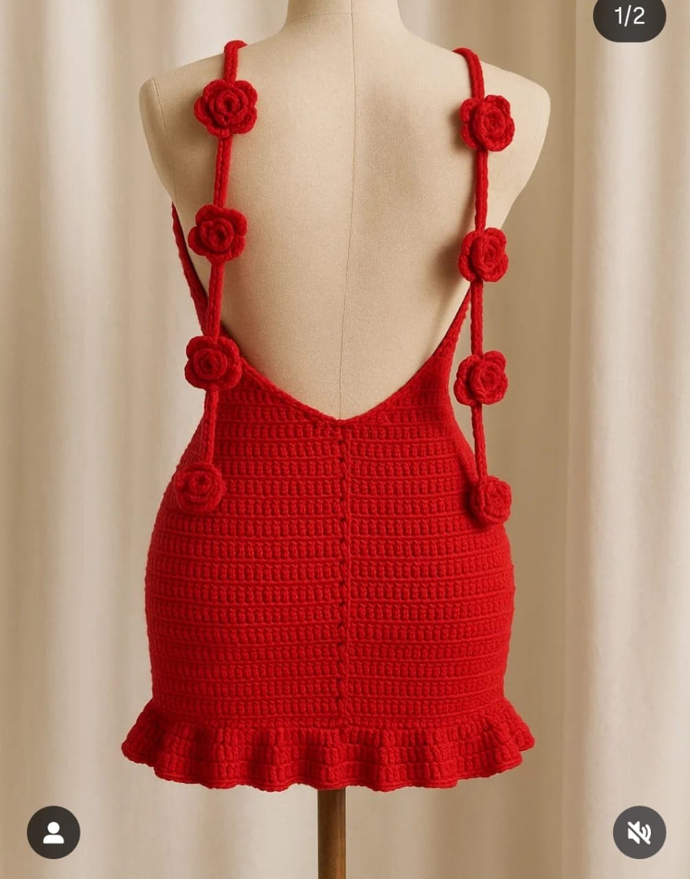 Red chrocet Gown(BACK VIEW)